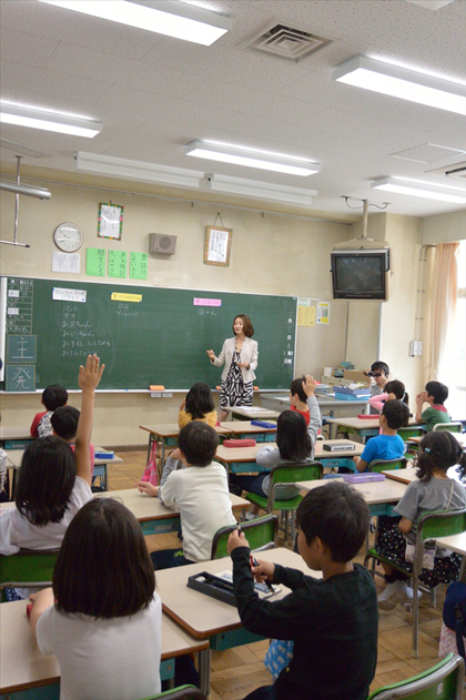 「お金の大切さを考えよう」授業　講師
