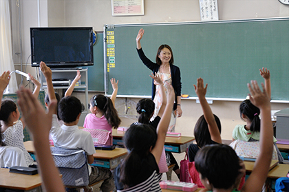 「お金の大切さを考えよう」授業　講師