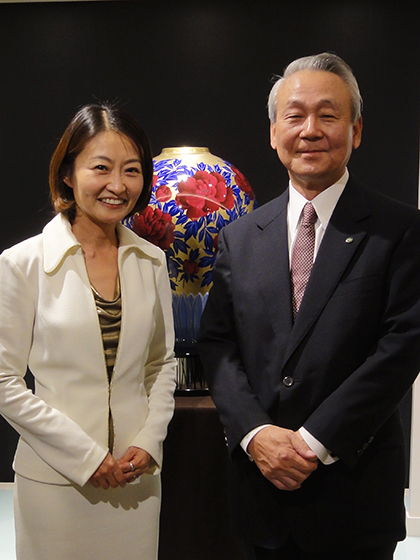 「世界のノリタケ最高級コレクション」司会