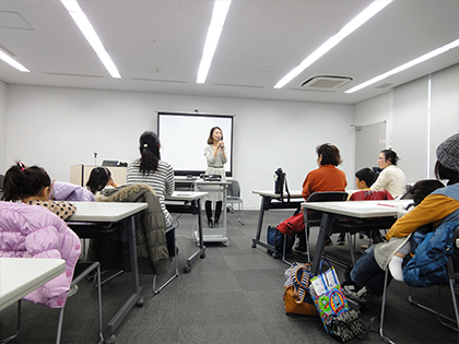 「子育て講座〜コミュニケーションのコツ」講師