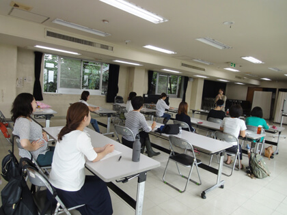 「子どものコミュニケーション力を育むために〜子育てで１番大切なこと〜」講座