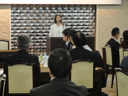 労使懇談会　赤ちゃんとママ社　講演講師