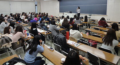 >「白百合女子大学キャリア授業」講師