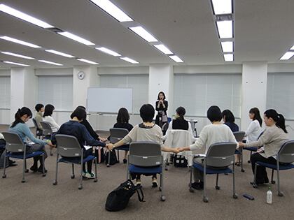 >「子育てで１番大切なことを学んで、子育てもキャリアも楽しもう」